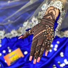 best mehndi design simple 